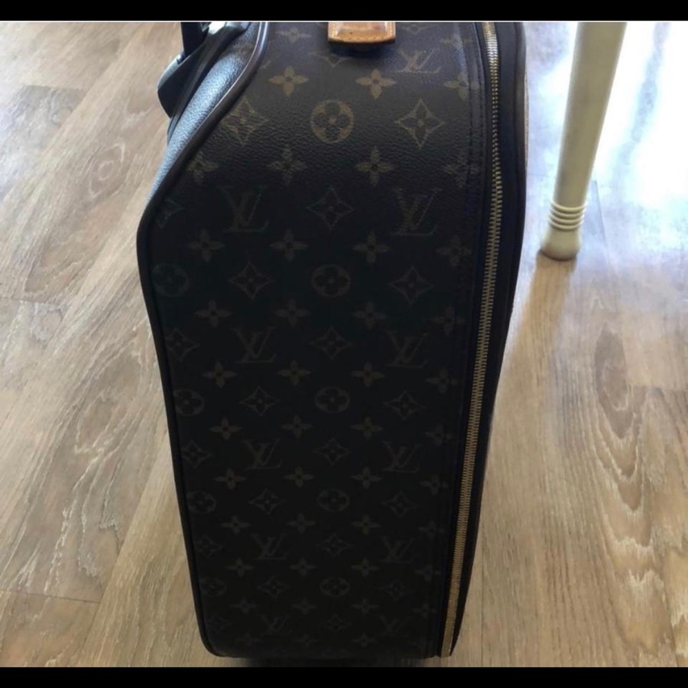 Authentic Louis Vuitton Pegase 45 - image 5